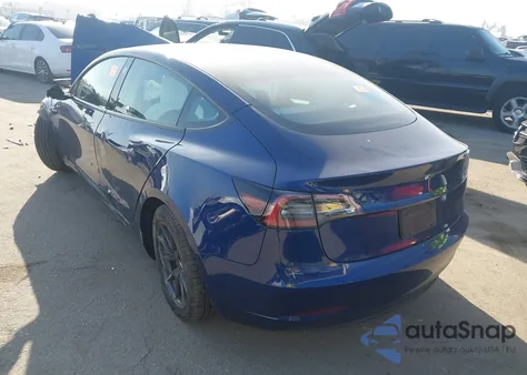 2023 Tesla Model 3 Rear-Wheel Drive z USA, uszkodzony, nr VIN 5YJ3E1EA2PF675303